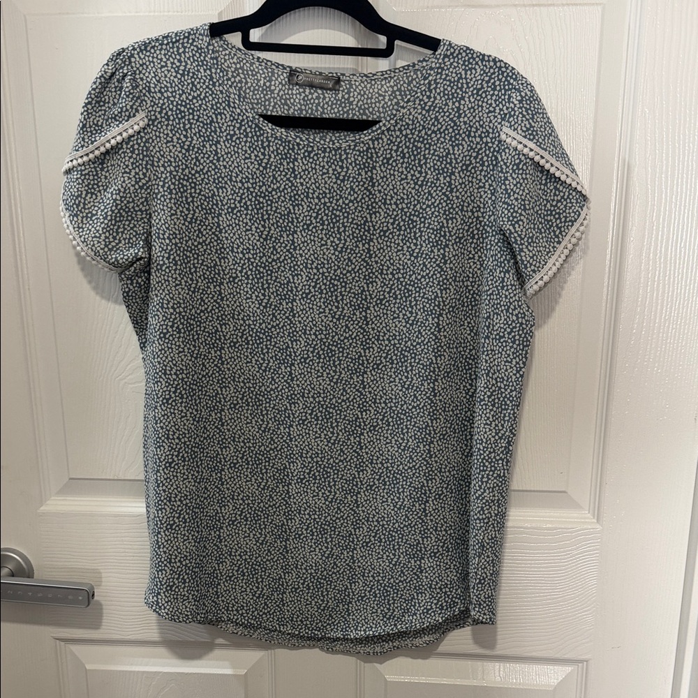 Women's Blue Patterned Top